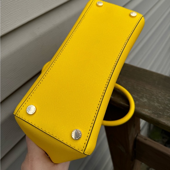 Michael Kors NWOT Studded Ciara satchel with matching Wallet - Picture 4 of 10